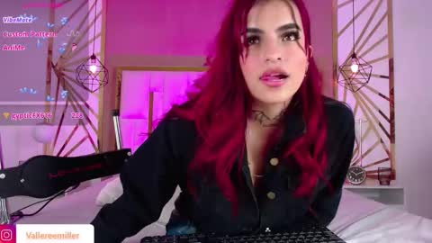 Snapshot of valerie__miller_ chatting on 27, 11, 2025 Valerie online show from 27, 11, 2025