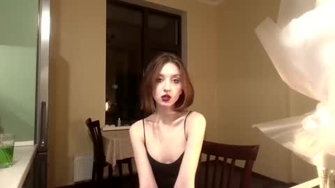 Kristi moony online show from 14, 2, 2025