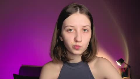 Kristi moony online show from 8, 4, 2026