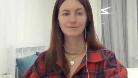 Snapshot of valerie_rose777 chatting on 5, 1, 2025 valerie_rose777 online show from 5, 1, 2025