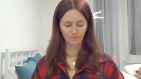 Snapshot of valerie_rose777 chatting on 8, 1, 2025 valerie_rose777 online show from 8, 1, 2025