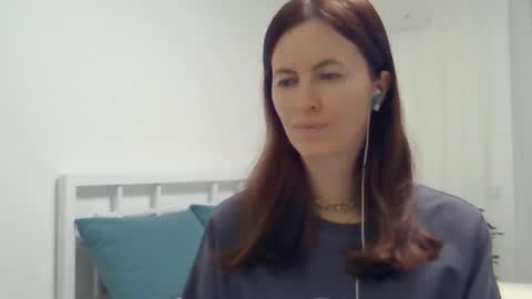 Snapshot of valerie_rose777 chatting on 17, 2, 2025 valerie_rose777 online show from 17, 2, 2025