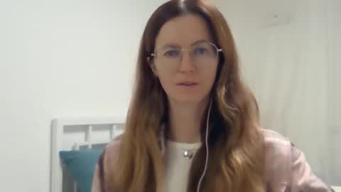 Snapshot of valerie_rose777 chatting on 11, 10, 2025 valerie_rose777 online show from 11, 10, 2025