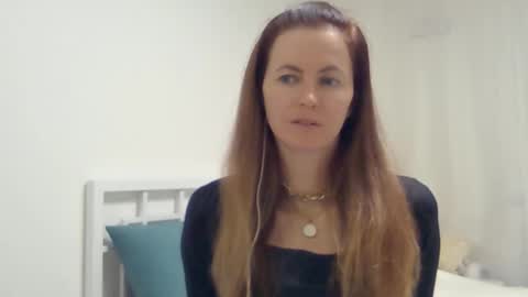 Snapshot of valerie_rose777 chatting on 18, 10, 2025 valerie_rose777 online show from 18, 10, 2025