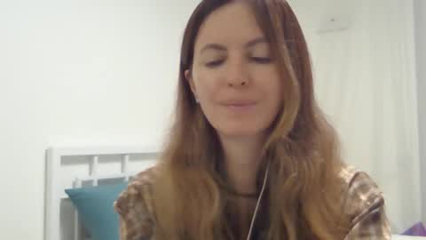 valerie_rose777 online show from 6, 11, 2025