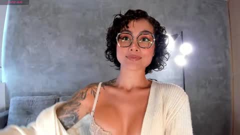  call me Val  online show from 5, 4, 2026