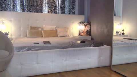 Snapshot of valeriecoy chatting on 25, 2, 2026 Valerie online show from 25, 2, 2026