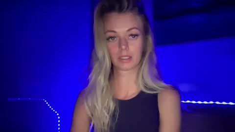 Valerie  online show from 12, 9, 2025