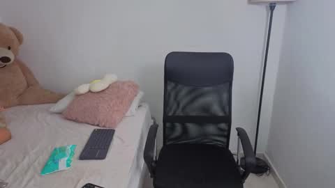 Juli C online show from 24, 10, 2025