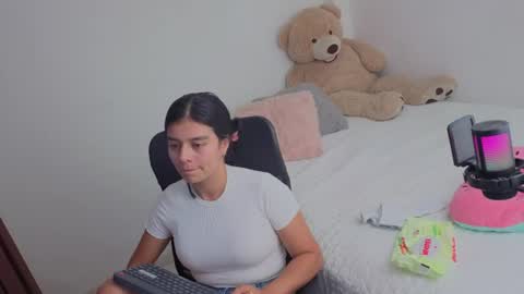 Snapshot of valerihouse_ chatting on 11, 6, 2026 valerihouse_ online show from 11, 6, 2026