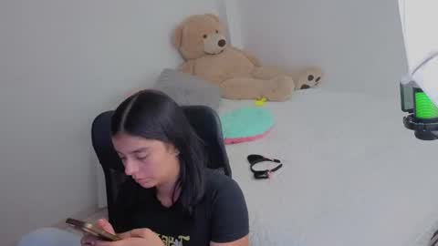 Snapshot of valerihouse_ chatting on 9, 7, 2026 valerihouse_ online show from 9, 7, 2026