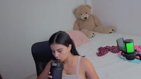 Snapshot of valerihouse_ chatting on 24, 7, 2026 valerihouse_ online show from 24, 7, 2026