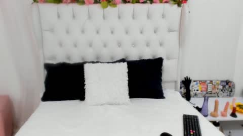 Snapshot of valerik_cano chatting on 25, 1, 2025 valeria111111 online show from 25, 1, 2025