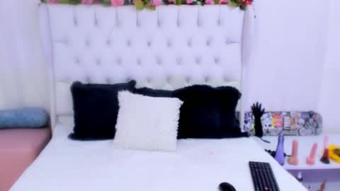 Snapshot of valerik_cano chatting on 31, 1, 2025 valeria111111 online show from 31, 1, 2025