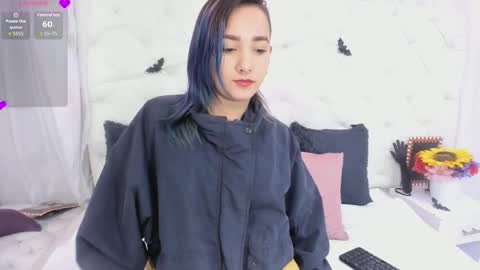 Snapshot of valerik_cano chatting on 18, 10, 2025 valeria111111 online show from 18, 10, 2025