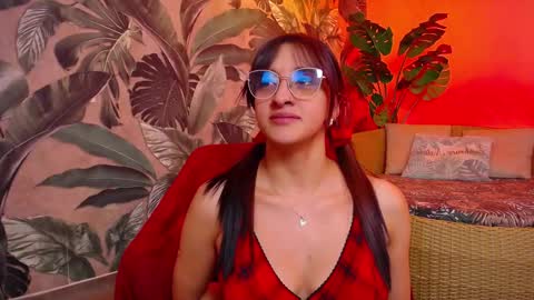 Snapshot of valery_blush chatting on 24, 10, 2025 valery_blush online show from 24, 10, 2025