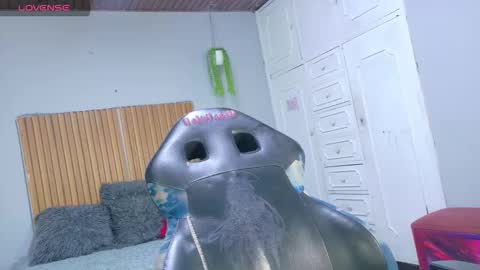 Snapshot of valery_luxx chatting on 13, 1, 2026 valery_luxx online show from 13, 1, 2026