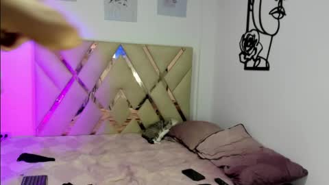 valery_sweet04 online show from 20, 5, 2026