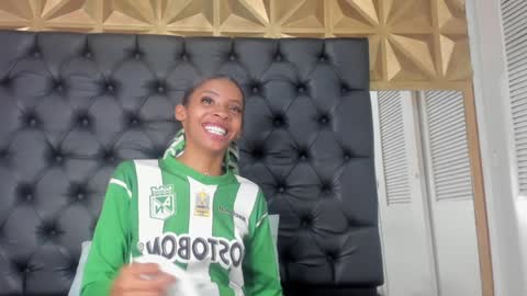 Snapshot of valery_villa_ chatting on 18, 12, 2024 Valery online show from 18, 12, 2024