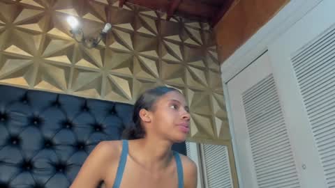 Snapshot of valery_villa_ chatting on 10, 1, 2025 Valery online show from 10, 1, 2025