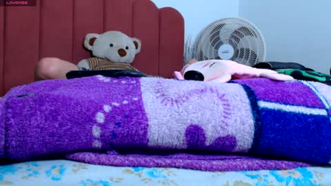 Snapshot of valerybaker1 chatting on 17, 1, 2025 B V Naughty online show from 17, 1, 2025