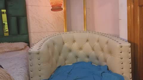 Snapshot of valetino_stonee chatting on 19, 5, 2026 Valentino online show from 19, 5, 2026