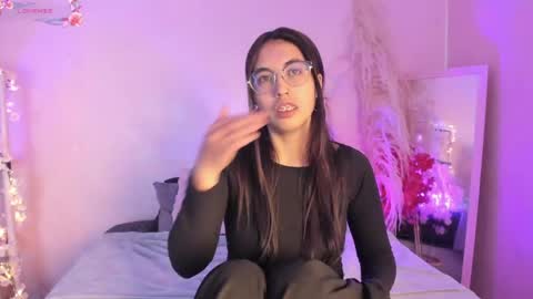 Snapshot of valk_diaz chatting on 10, 5, 2026 Valk online show from 10, 5, 2026