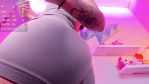 Snapshot of valkiria_ponce chatting on 5, 5, 2026 Valkiria online show from 5, 5, 2026