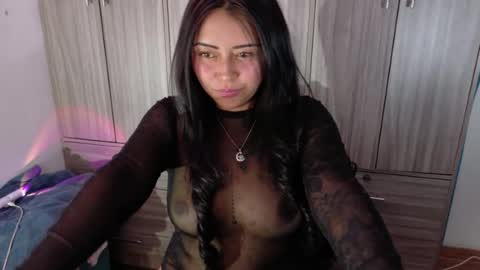 Snapshot of valkiria_rose1 chatting on 9, 8, 2026 valkiria_rose1 online show from 9, 8, 2026