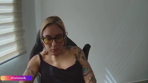 Isis  online show from 27, 11, 2025