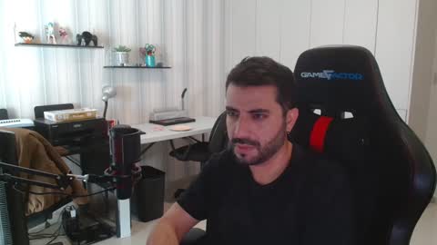 Roberto Carlos online show from 7, 10, 2025