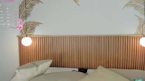 Snapshot of valleriie_ chatting on 10, 7, 2026 valleriie_ online show from 10, 7, 2026