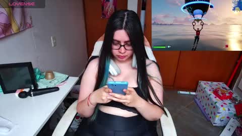 Im Violet online show from 19, 12, 2024