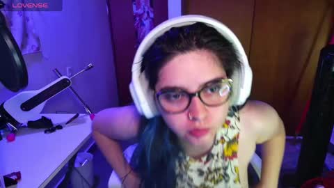 Im Violet online show from 20, 2, 2025