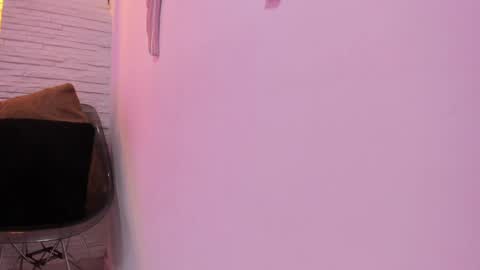 Snapshot of valloletsamar chatting on 19, 1, 2025 Vallolet Peach  online show from 19, 1, 2025