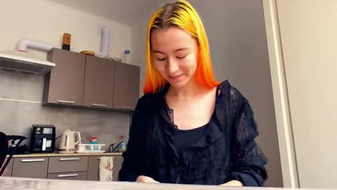 Snapshot of valtopi chatting on 1, 3, 2026 Emily online show from 1, 3, 2026