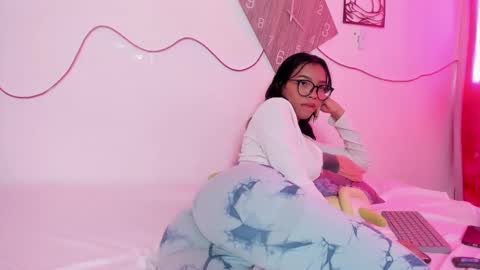 Snapshot of valy_hot chatting on 17, 9, 2025 valeria online show from 17, 9, 2025