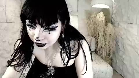 vampkitty_r online show from 10, 2, 2026