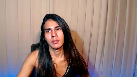 vampy_ebony_laxine online show from 7, 6, 2026
