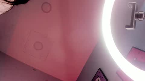 Snapshot of vanelope_evans_ chatting on 3, 2, 2026 vanelope_evans_ online show from 3, 2, 2026