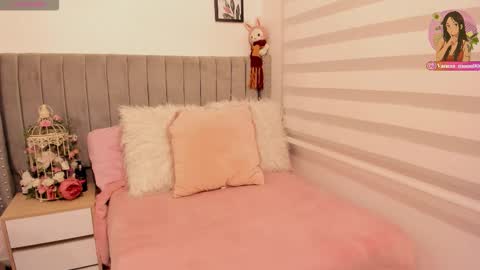 Snapshot of vanesa_moon_ chatting on 29, 3, 2026 vanesa_moon_ online show from 29, 3, 2026