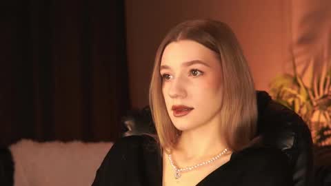 Snapshot of vanessa__lui chatting on 16, 2, 2026 Vanessa online show from 16, 2, 2026