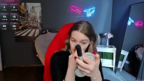 Snapshot of vanessa__lui chatting on 28, 4, 2026 Vanessa online show from 28, 4, 2026