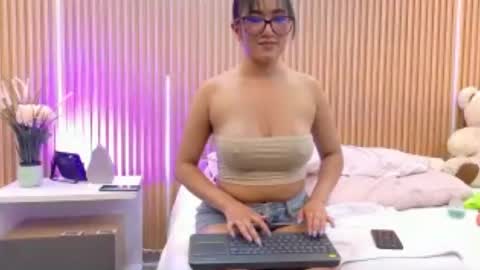 Vanessa online show from 17, 7, 2026