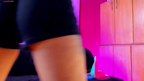 Vanessa online show from 6, 11, 2025