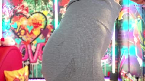 Snapshot of vanessa_love chatting on 16, 5, 2026 Vanessa online show from 16, 5, 2026