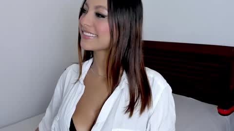 vanessaa_squirt online show from 1, 2, 2026