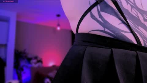 Vanessa  online show from 28, 3, 2026