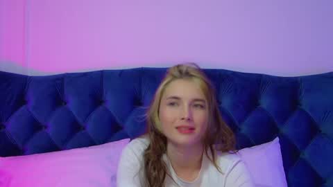 Snapshot of vanessacelesti chatting on 8, 5, 2026 Vanessa online show from 8, 5, 2026