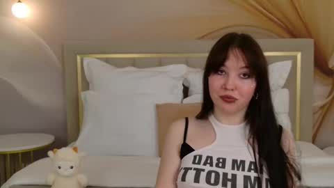 Snapshot of vanessafields chatting on 8, 1, 2026 Vanessa online show from 8, 1, 2026